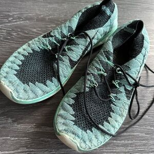 Women’s Nike shoes 8.5